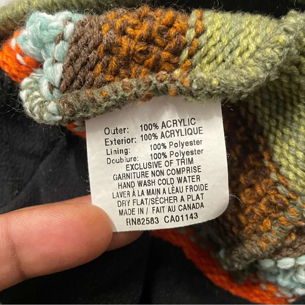 Fjällräven Multicolor Cozy Knit Beanie | Striped Winter Hat - Picture 4 of 4